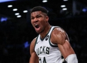 爱游戏下载-关于雄鹿主场大胜骑士，字母哥狂砍30+10的信息