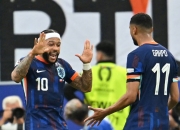 包含荷兰队在欧预赛中获胜，实力逐渐突显的词条