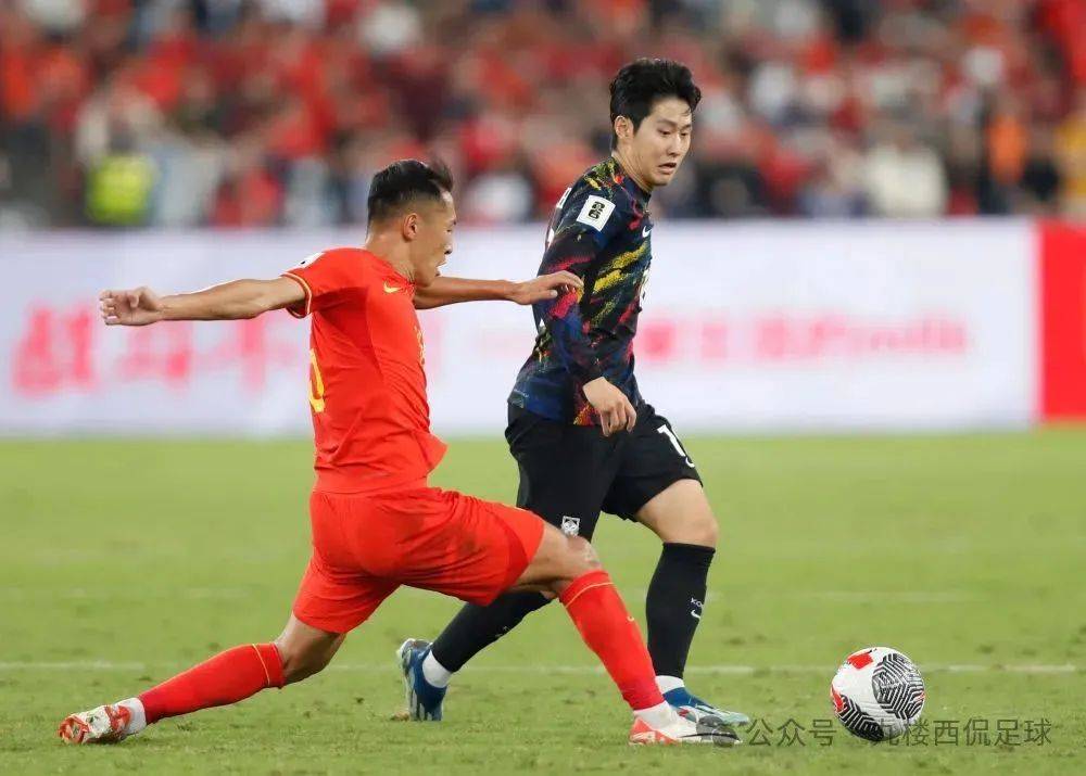 足球赛事中球员的心境与困惑(足球赛事中球员的心境与困惑是什么) 足球赛事中球员的心境与困惑(足球赛事中球员的心境与困惑是什么)