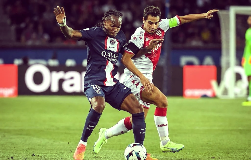 摩纳哥队员代表法国国家队征战国际比赛