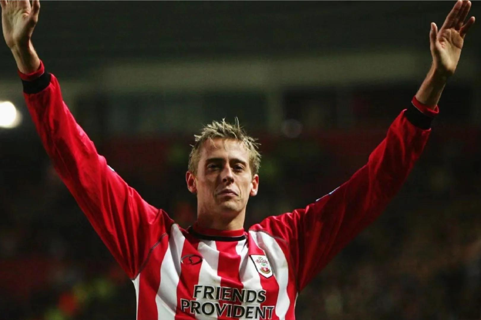 南安普顿取得关键胜利,脱离降级区 南安普顿取得关键胜利,脱离降级区