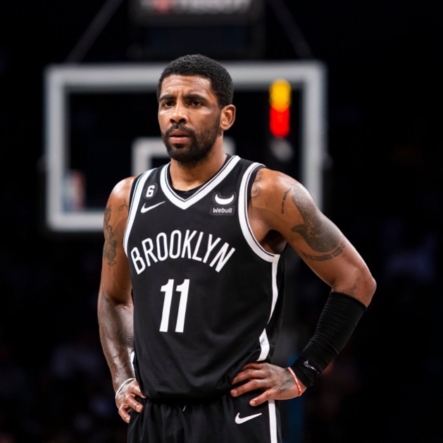 包含篮网险胜雄鹿，欧文绝杀关键时刻决定胜负的词条