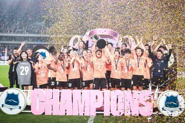 土超战队备战亚冠半决赛,雄心壮志 土超战队备战亚冠半决赛,雄心壮志