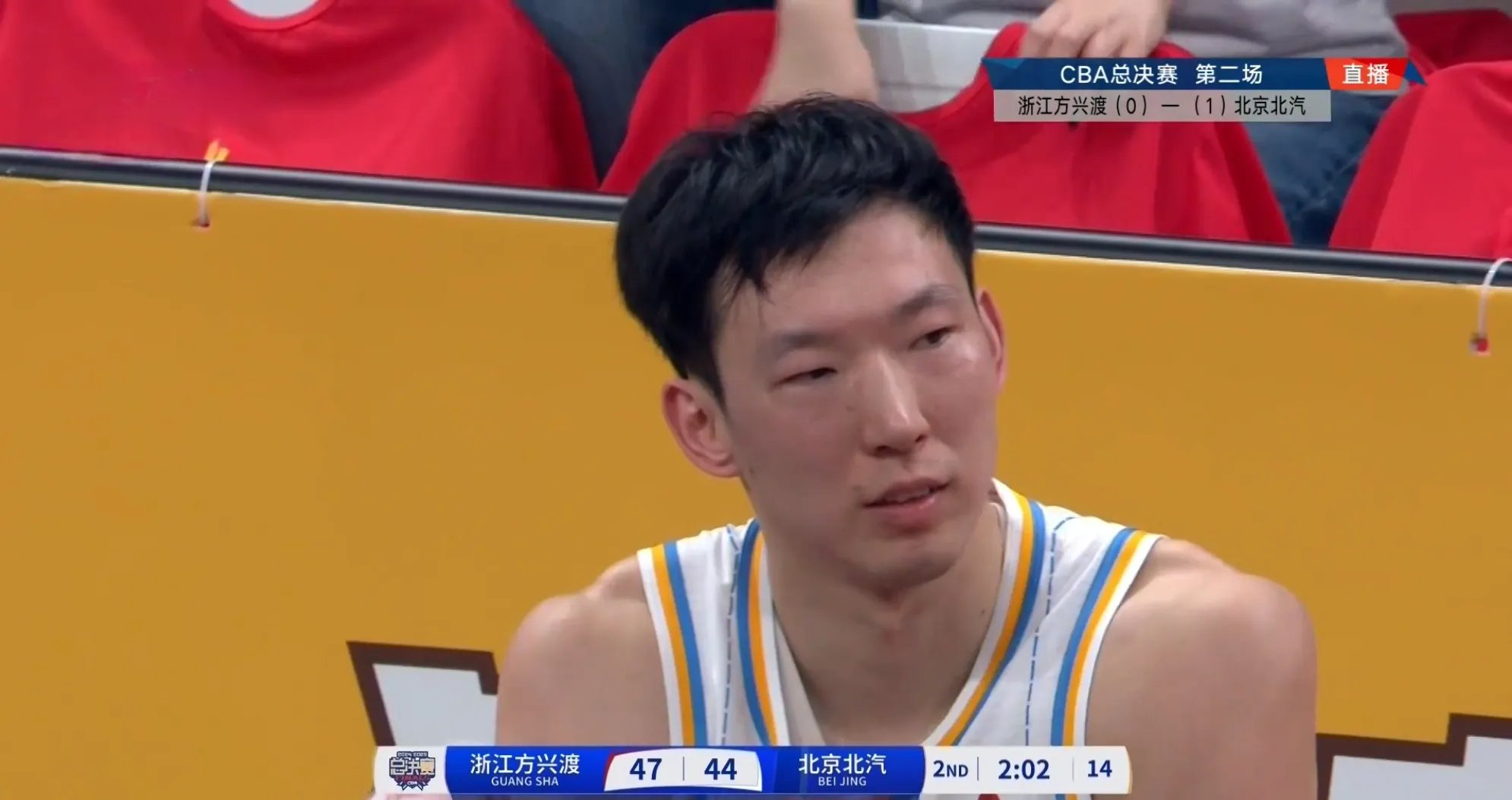 包含汉诺威队成功逆袭，客场赢得比赛的词条