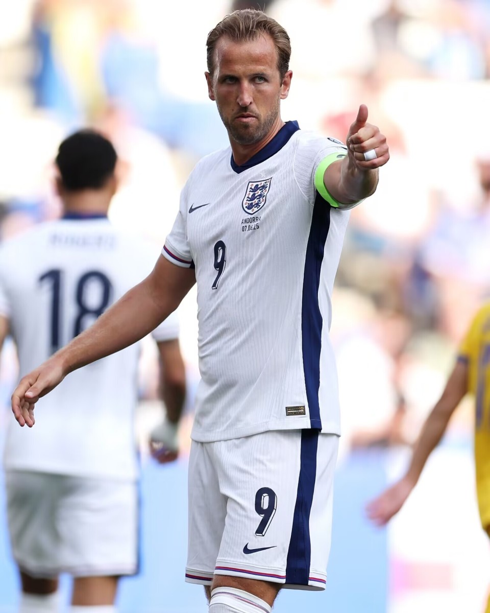 英格兰队豪取四连胜，欧锦赛预选赛壮举彰显实力的简单介绍