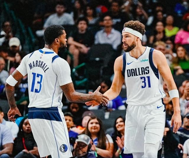 包含佛罗伦萨客场逆转胜利，实现主教练首秀的词条