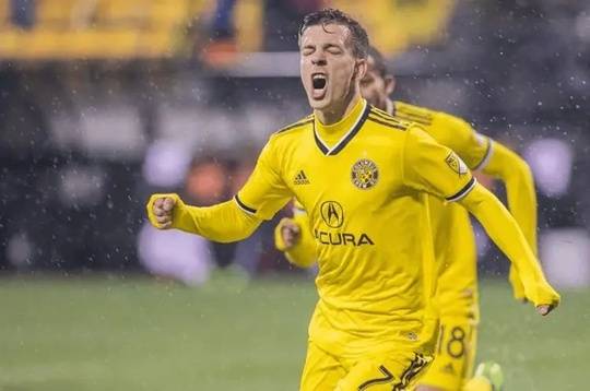 包含芬兰-轻取乌克兰，保持不败开局的词条