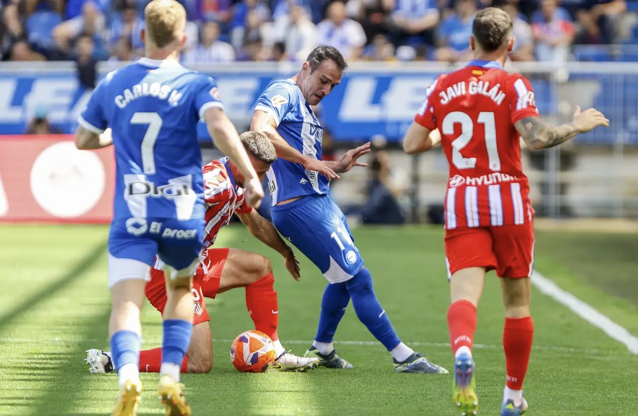 关于赫塔菲主场完胜奥萨苏纳，全取三分的信息