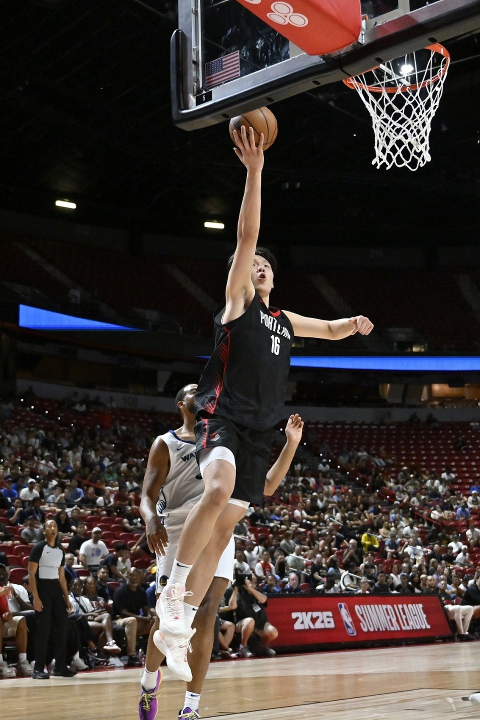 关于开拓者大胜对手，稳居西部前列的信息