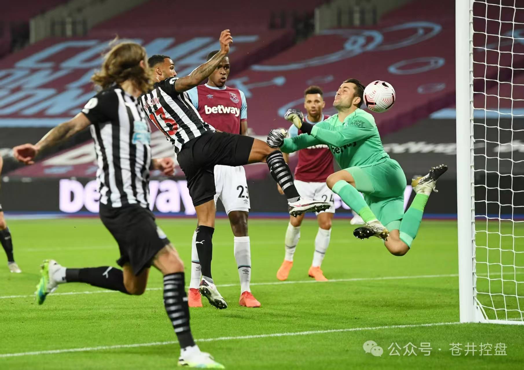 关于狼队逼平富勒姆，争夺欧战资格！的信息