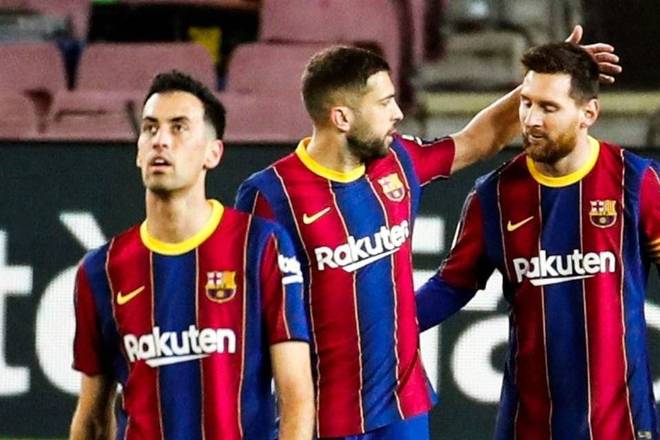 梅西决定留队，巴萨球迷齐声欢呼