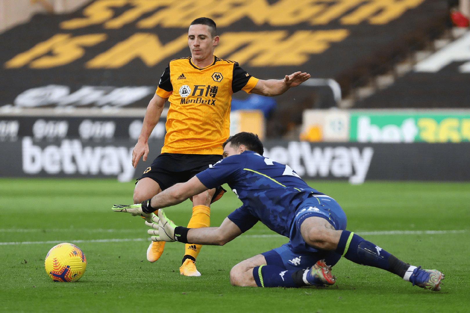 关于狼队客场平局，保级压力依然不小的信息