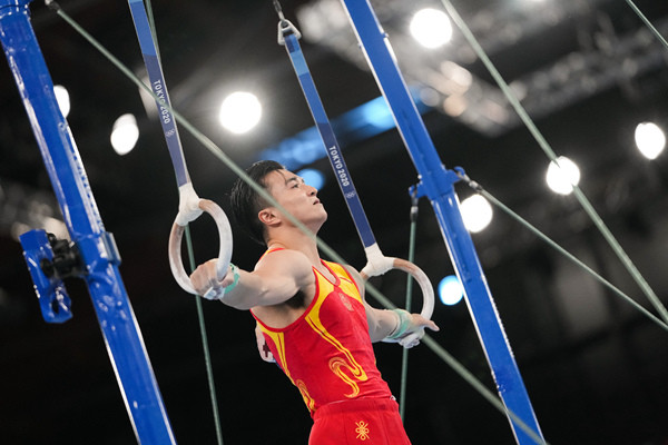 捷克射击选手连夺两金，金碧辉煌！