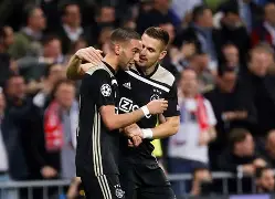 阿贾克斯灌输新希望：平平无奇终获大利