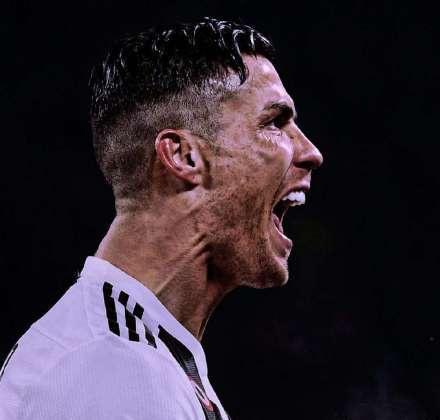 十人巴黎逆转尤文图斯晋级半决赛